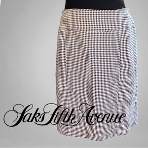 SAKS FIFTH AVENUE Herringbone Skirt Size 4